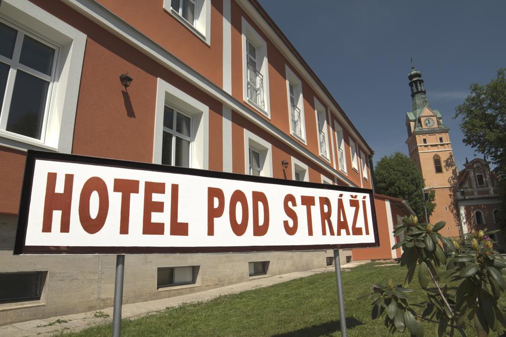 Hotel Pod Strazi Lhenice Exterior foto